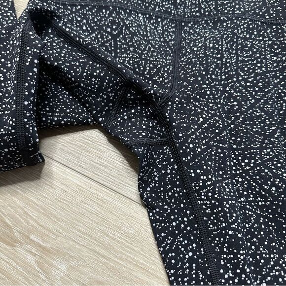 Lululemon Train Times 7/8 Legging Pant 25" Night View White Black / Black - Picture 5 of 6